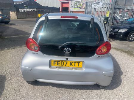 TOYOTA  AYGO VVTI 1LT 5 DR HATCH BACK