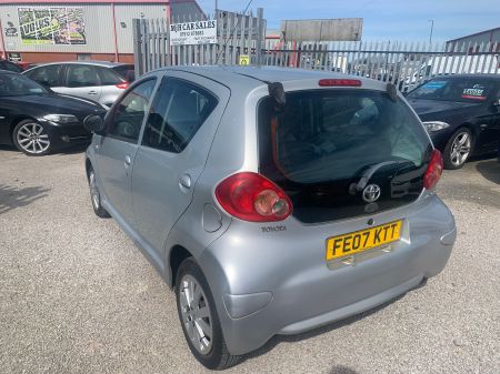 TOYOTA  AYGO VVTI 1LT 5 DR HATCH BACK #2