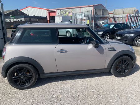 MINI ONE 1.6 BAKER STREET LTD #3