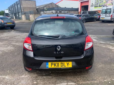 2011 Renault Clio #4