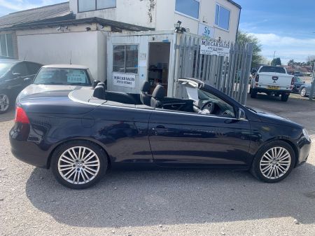 VOLKSWAGEN EOS SPORT FSI