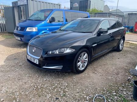 2014 Jaguar XF #6
